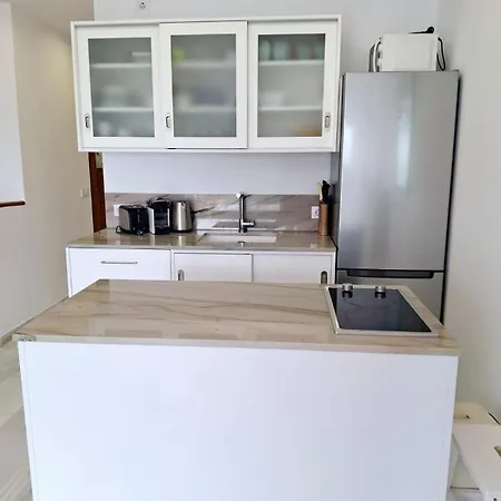 Altamira 82 - One Bed Apartament
